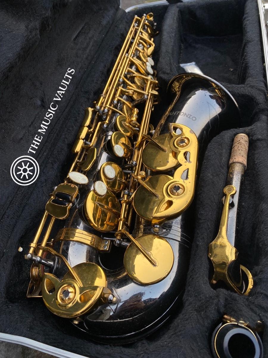 Antonio Black Gold